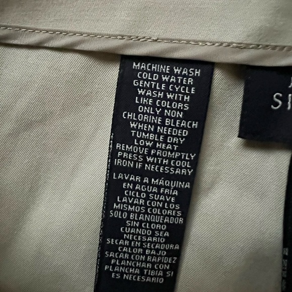 Jones New York signature 6 petite capris NWOT gold accents  at hem - Picture 7 of 9